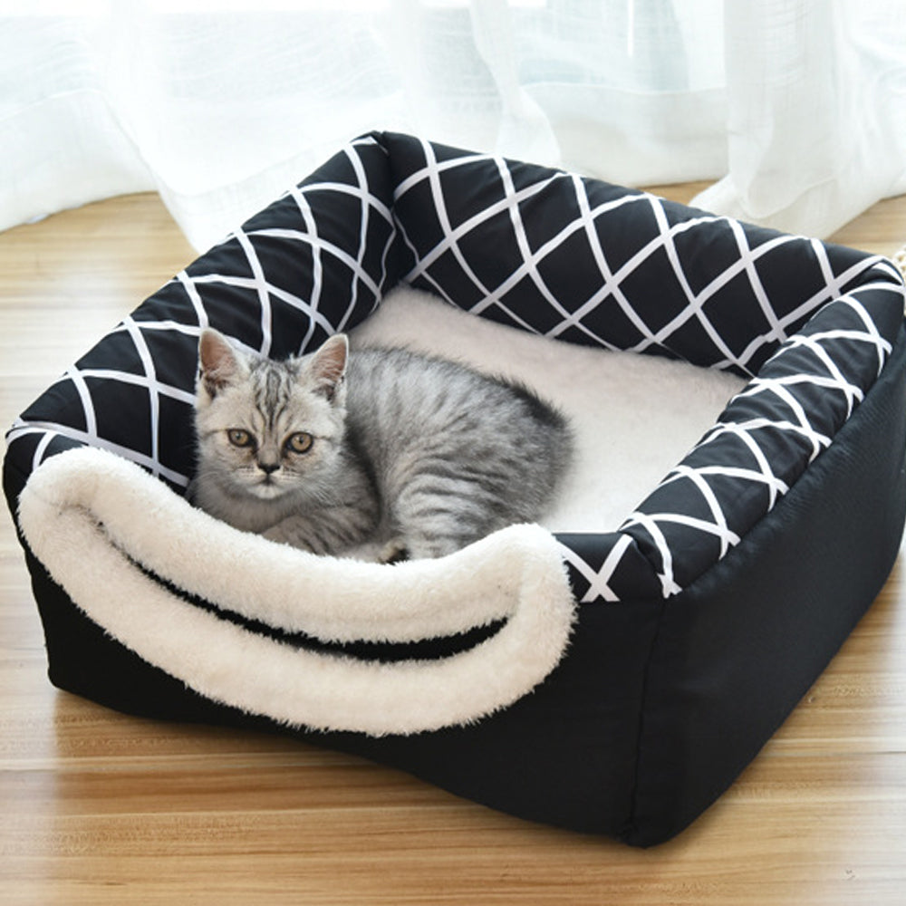 Space Capsule Pet Bed – Cosy Hideaway for Cats & Dogs