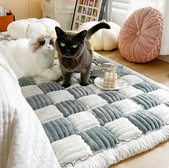 Pet Bedside Mat – Soft Landing for Morning & Night
