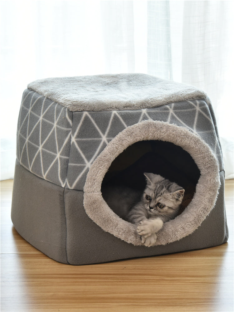 Space Capsule Pet Bed – Cosy Hideaway for Cats & Dogs